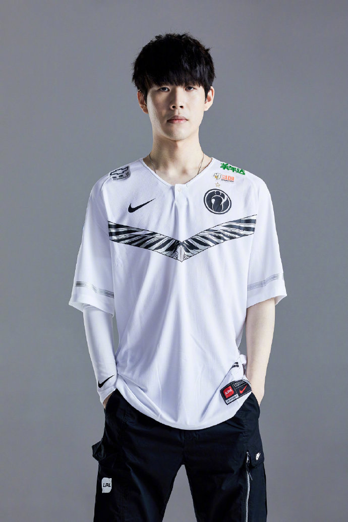 新的动力和 新的动力和