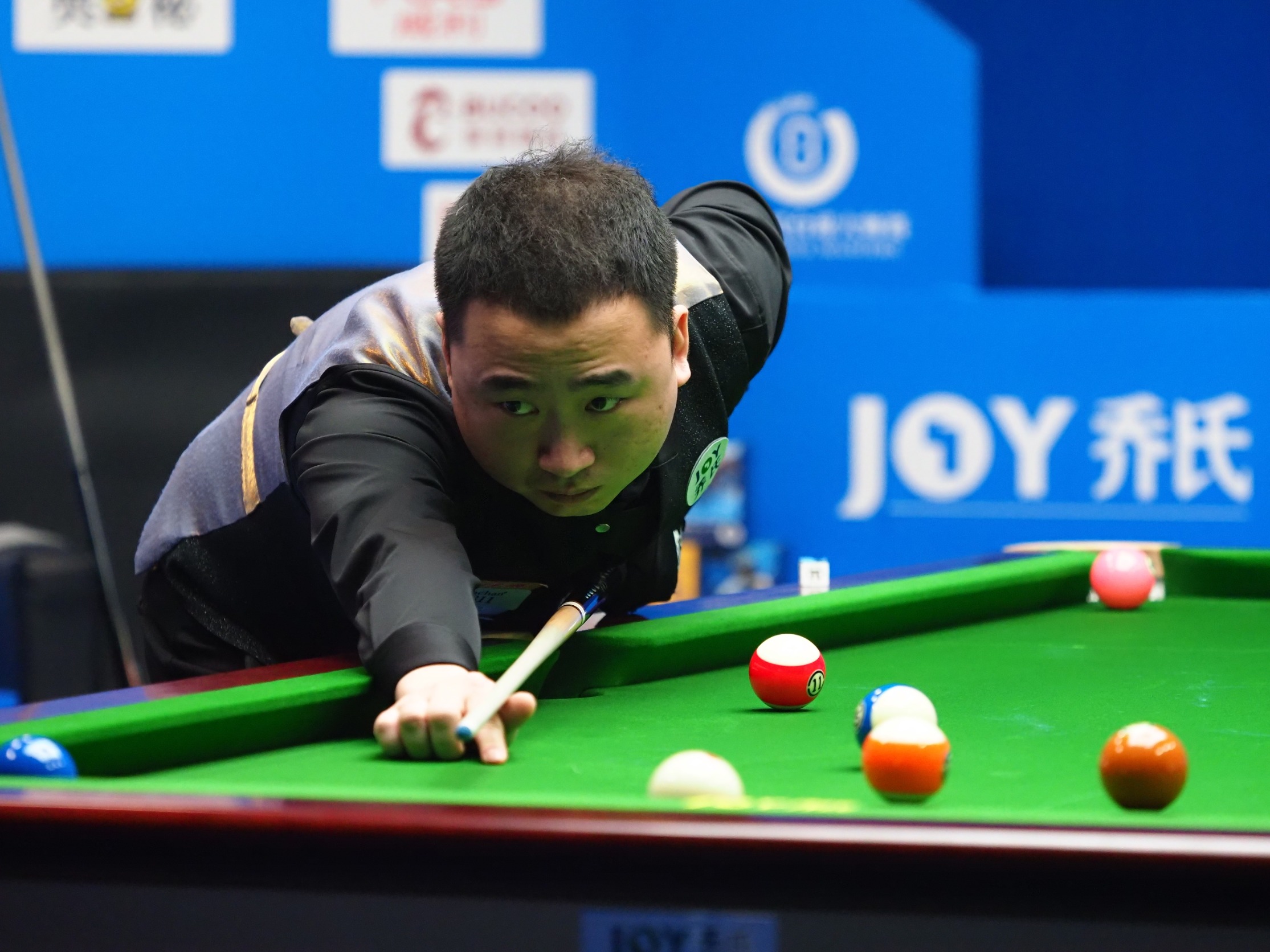 它不仅极大 它不仅极大