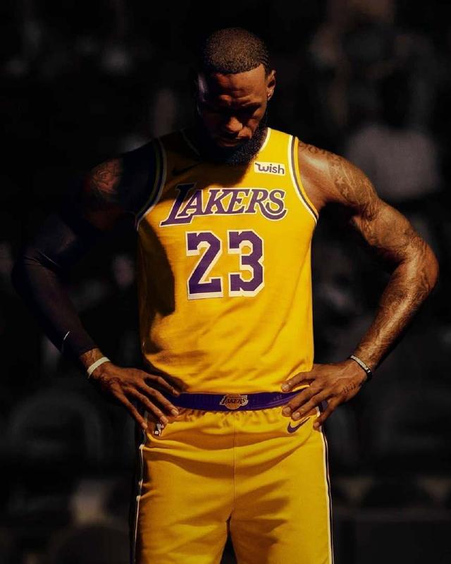 300